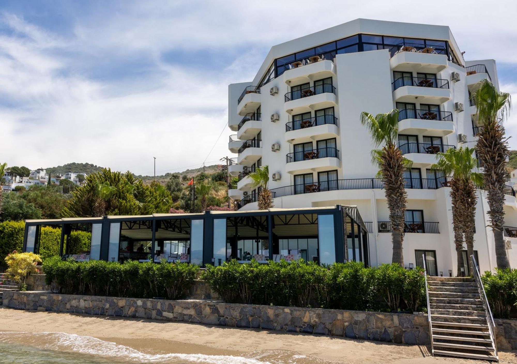 Med-Inn Hotel Gulluk Esterno foto